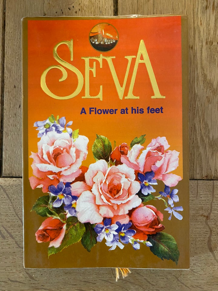 Seva a flower at His Feet, Sri Sathya Sai, emne: personlig - Sri Sathya Sai